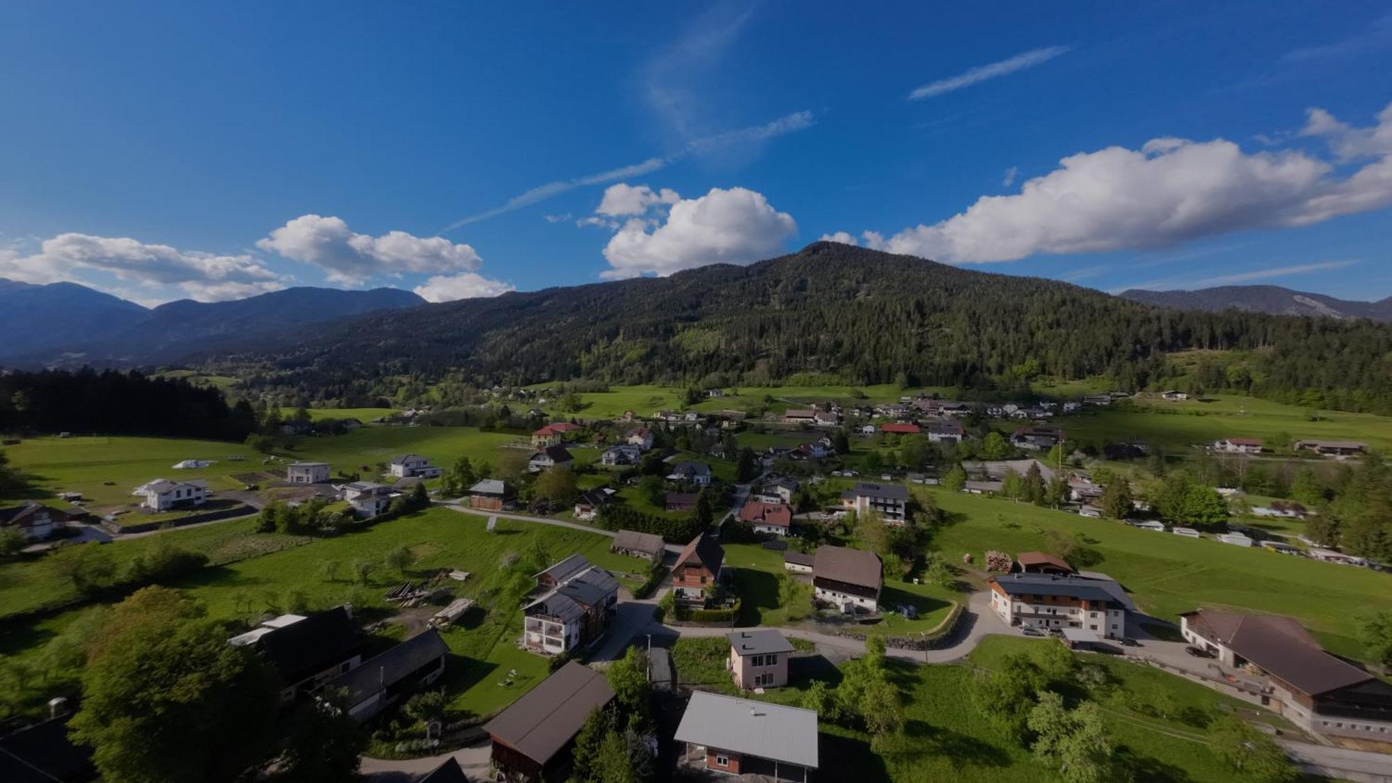 Appartment Herzblick Sankt Georgen im Gailtal Exterior foto